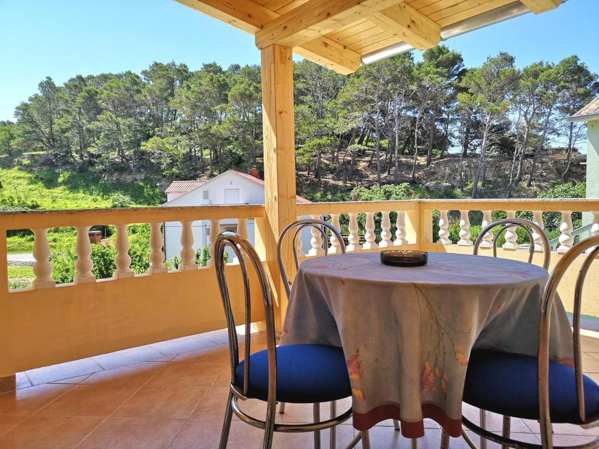 Apartments With A Swimming Pool Banjol, Rab - 11382 Bagian luar foto
