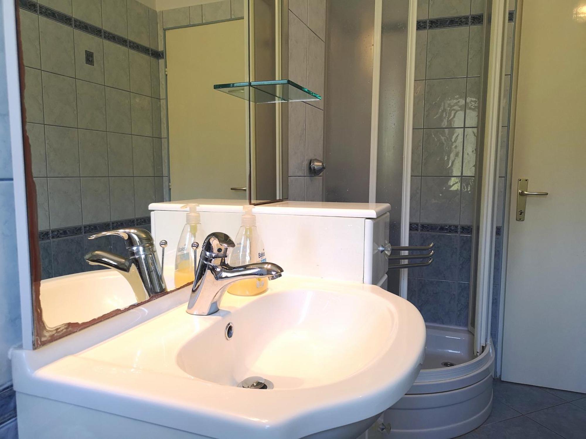 Apartments With A Swimming Pool Banjol, Rab - 11382 Ruang foto