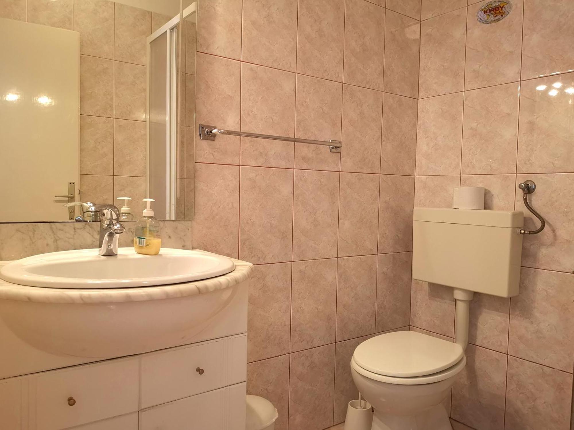 Apartments With A Swimming Pool Banjol, Rab - 11382 Ruang foto